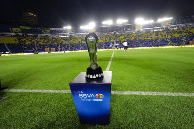 May 21, 2026, Mexico City, Ciudad de Mexico, Mexico: The champion trophy is seen during the final first leg match between Cruz Azul and Pumas UNAM as part of the Torneo Clausura 2026 Liga MX at Estadio Ciudad de los Deportes on May 21, 2026 in Mexico City, Mexico. Mexico City Mexico - ZUMAe321 20260521_zsa_e321_007 Copyright: xIanxRoblesx