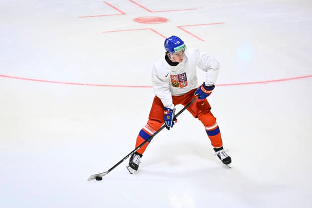 Matyas Melovsky attends Czech national Ice hockey, Eishockey team training session at the 2026 IIHF Ice Hockey World Championship, WM, Weltmeisterschaft in Fribourg, Switzerland, on May 22, 2026. (CTKxPhoto RadekxPetrasek) CTKPhotoP2026052202936  CTKPhotoP2026052202936