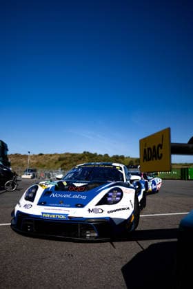 ADAC GT Masters, 3. + 4. Rennen Zandvoort 2026 14 Porsche 911 GT3 R (992), razoon - more than racing: P.Lefterov, M.Kastelic - picture by Gruppe C Photography Zandvoort Niederlander Copyright: xGruppexCxPhotographyx