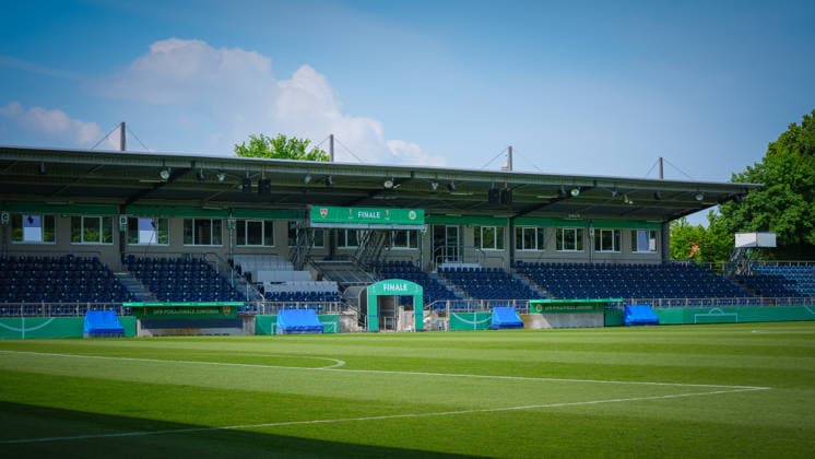 Fußball, A-Junioren, Saison 2025 2026, DFB Pokal, Finale, VfB Stuttgart U19 vs. VfL Wolfsburg U19, Freitag 22.05.2026, Karl-Liebknecht-Stadion Potsdam, Im Bild: Ein Blick auf die Haupttribüne des Karl-Liebknecht-Stadions Brandenburg Deutschland