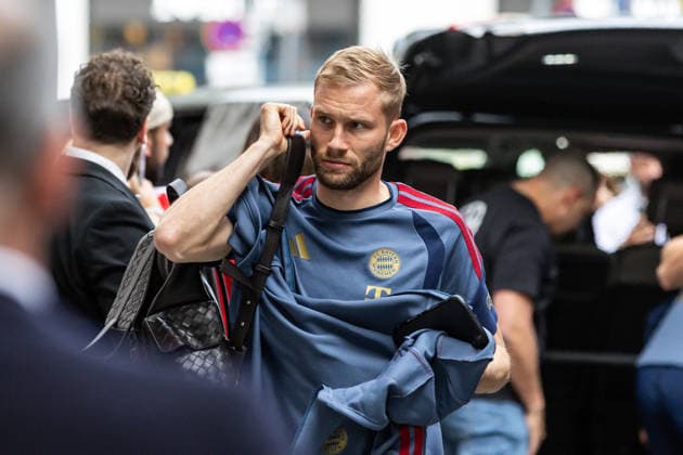 GER, DFB-Pokalfinale, Training und Pressekonferenz, FC Bayern München - VfB Stuttgart. 22.05.2026, Olympiastadion, Olympiastadion, GER, DFB-Pokalfinale, Training und Pressekonferenz, FC Bayern München - VfB Stuttgart. Konrad Laimer (FC Bayern München 27) bei der Ankunft im Hotel Â
