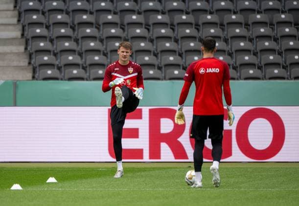 Fußball, Herren, Saison 2025 2026, 83. DFB-Pokal-Finale, FC Bayern München - VfB Stuttgart, Training am Vortag, im Bild: v. l. Torwart Alexander Nübel (VfB Stuttgart), 22.05. 2026, Copyright: xMatthiasxKochx