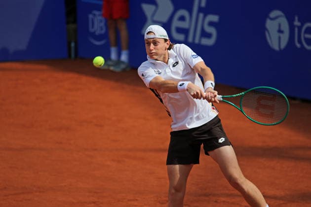 Bitpanda Hamburg Open, ATP, Tennis Herren 500, Halbfinale im Einzel: Ignacio Buse aus Peru erreicht überraschend das Endspiel am Rothenbaum.