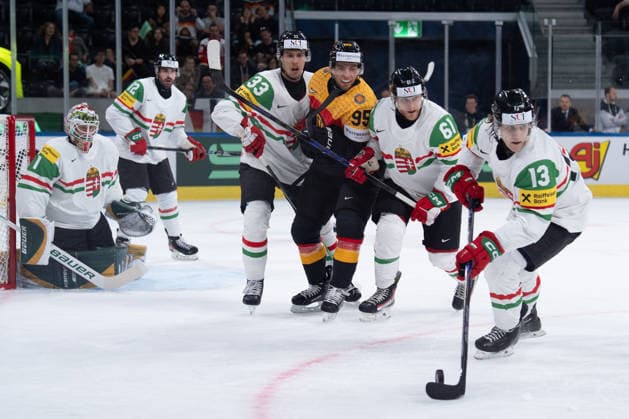 ZURICH, SWITZERLAND - MAY 22: Krisztian Nagy (Hungary, 13) securing the puck during the Preliminary Round - Group A Match 33 between Germany and Hungary at the IIHF Ice hockey, Eishockey World Championship, WM, Weltmeisterschaft 2026, Swiss Life Arena on May 22, 2026 in Zurich, Switzerland. Zurich Switzerland Copyright: xTimoxSteinx