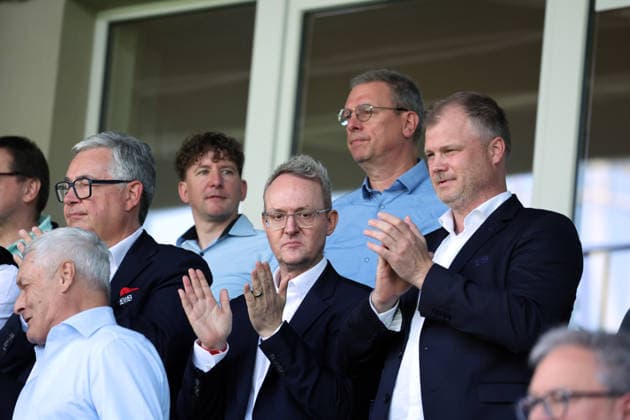 22.05.26 A-Junioren DFB-Pokal Finale 2026 U19 VfL Wolfsburg - U19 VfB Stuttgart Deutschland, Potsdam, 22.05.2026, Fussball, Saison 2025 2026, A-Junioren DFB-Pokal Finale 2026, U19 VfL Wolfsburg - U19 VfB Stuttgart: v.l. Dietmar Allgaier, Alexander Wehrle, Fabian Wohlgemuth (alle VfB Stuttgart).