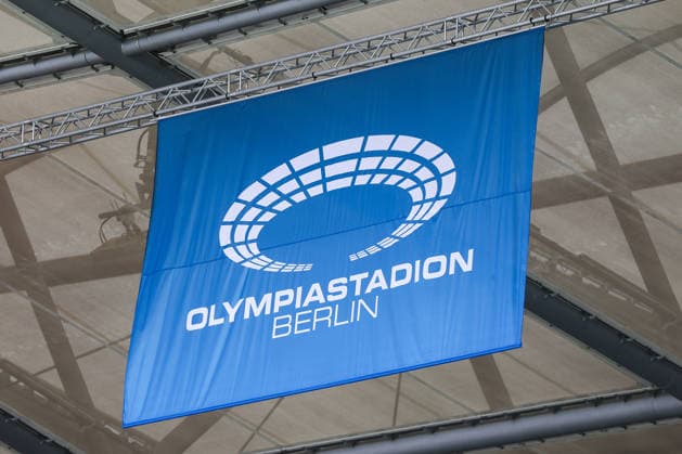 DFB Pokalfinale - 25 26 - Impressionen vor FC Bayern München - VfB Stuttgart am 22.05.2026 im Olympiastadion in Berlin Olympiastadion Berlin Fahne Flagge - Feature, Symbol, Symbolfoto, charakteristisch, Detail