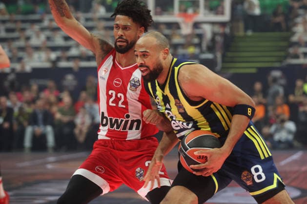 EuroLeague Final Four: Olympiacos vs Fenerbahce Beko ATHENS, GREECE - MAY 22: Horton-Tucker of Fenerbahce Beko in action against Dorsey of Olympiacos during the EuroLeague Final Four match between Olympiacos vs Fenerbahce Beko at OAKA Arena in Athens, Greece, on May 22, 2026. Ayhan Mehmet Anadolu Athens Greece. Editorial use only. Please get in touch for any other usage.  Copyright: x2026xAnadoluxAyhanxMehmetx