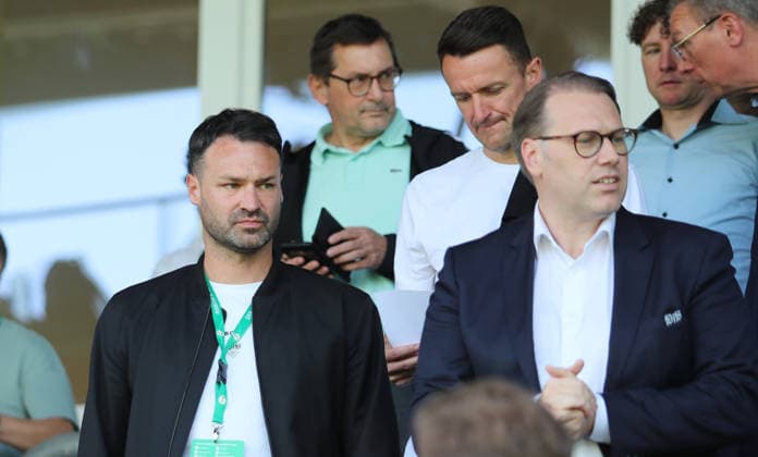 Berlin , Fußball Finale DFB-Pokal Junioren VfL Wolfsburg vs. VfB Stuttgart , von links: Daniel Teufel Stefan Jung