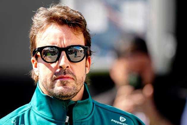 MONTREAL - Formula 1 driver Fernando Alonso of Aston Martin Aramco Formula 1 Team during the Formula 1 Canada Race at the Circuit Gilles Villeneuve on May 22, 2026 in Montreal, Canada. (Photo by DeFodi Images) -