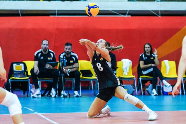 2026-05-22 Germany v France - Four Nations Cup APELDOORN, NETHERLANDS - MAY 22: Hannah Kohn of Germany during the Four Nations Cup match between Germany and France at Omnisport on May 22, 2026 in Apeldoorn, Netherlands. Apeldoorn Omnisport Netherlands Content not available for redistribution in The Netherlands directly or indirectly through any third parties. Copyright: xAndrexWeeningx