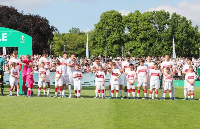 Berlin , Fußball Finale DFB-Pokal Junioren VfL Wolfsburg vs. VfB Stuttgart , Mannschaft VfB