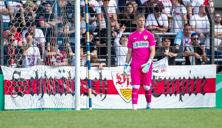 Berlin , Fußball Finale DFB-Pokal Junioren VfL Wolfsburg vs. VfB Stuttgart , Florian Hellstern ( VfB )