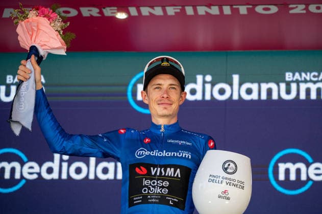 IPA84971056 - Jonas Vingegaard of Team Visma Lease a Bike at 109th Giro d Italia 2026 - Stage 13 from Alessandria to Verbania on May 22, 2026 in Verbania, Italy  Copyright: xFedericoxManoni IPAxSportx xx 84971056