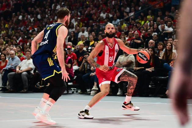 Olympiacos Piraeus v Fenerbahce Beko Istanbul Euroleague Final Four Evan Fournier of Olympiacos during the Euroleague match, Final Four Semifinal between Olympiacos Piraeus v Fenerbahce Beko Istanbul played at ATHENS Telekom Center Athens Stadium on May 22nd 2026 in Athens Greece Athens Greece Basketball Copyright: xAgenciaxLOFx