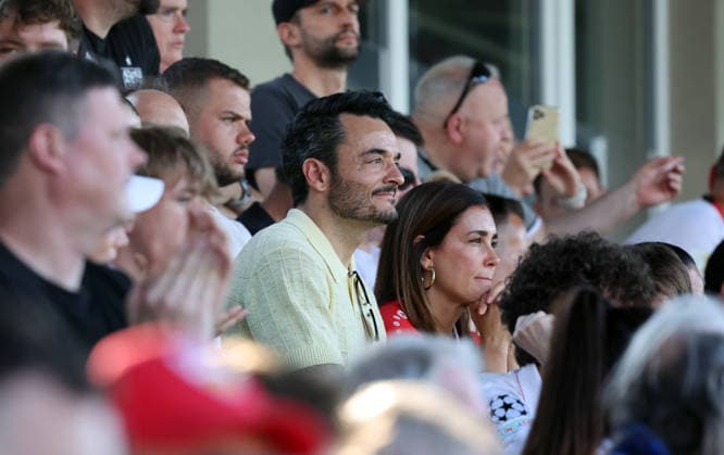 22.05.26 A-Junioren DFB-Pokal Finale 2026 U19 VfL Wolfsburg - U19 VfB Stuttgart Deutschland, Potsdam, 22.05.2026, Fussball, Saison 2025 2026, A-Junioren DFB-Pokal Finale 2026, U19 VfL Wolfsburg - U19 VfB Stuttgart: Giovanni Zarrella mit Frau Jana Ina. *** 22 05 26 A Juniors DFB Cup Final 2026 U19 VfL Wolfsburg U19 VfB Stuttgart Germany, Potsdam, 22 05 2026, Football, Season 2025 2026, A Juniors DFB Cup Final 2026, U19 VfL Wolfsburg U19 VfB Stuttgart Giovanni Zarrella with wife Jana Ina