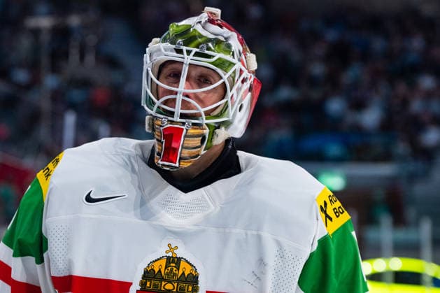 ZURICH, SWITZERLAND - MAY 22: Bence Balizs (Hungary, 1) in a break during the Preliminary Round - Group A Match 33 between Germany and Hungary at the IIHF Ice hockey, Eishockey World Championship, WM, Weltmeisterschaft 2026, Swiss Life Arena on May 22, 2026 in Zurich, Switzerland. Zurich Switzerland Copyright: xTimoxSteinx