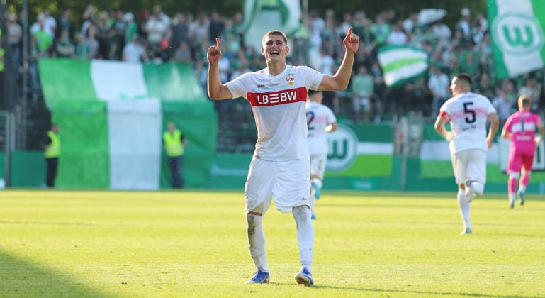 Berlin , Fußball Finale DFB-Pokal Junioren VfL Wolfsburg vs. VfB Stuttgart , Enis Redzepi ( VfB )