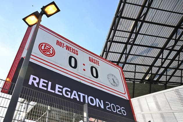 22.05.2026 - Fussball - Saison 2025 2026 - Relegation 2. Fussball Bundesliga - Hinspiel: Rot Weiss Essen RWE - SpVgg Greuther Fürth ( Kleeblatt ) - Sportfoto Zink - xwoxzix - DFL regulations prohibit any use of photographs as image sequences and or quasi-video - only for editorial use - Feature Impression Symbolbild Symbolfoto - Schriftzug RELEGATION - Alte Anzeigetafel