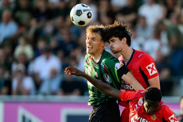 SOCCER - BL, Ried vs Rapid RIED,AUSTRIA,22.MAY.26 - SOCCER - ADMIRAL Bundesliga, Europacup play off, SV Ried vs SK Rapid Wien. Image shows Nikki Havenaar (Ried) and Jakob Schoeller (Rapid).  GEPAxpictures xDanielaxMoser