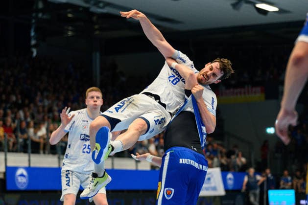 Hendrik Wagner (TBV Lemgo Lippe, 28), Peter Walz (ThSV Eisenach, 14) GER, ThSV Eisenach gegen TBV Lemgo Lippe, 1. Daikin Handballbundesliga, Handball, 32.Spieltag, Saison 2025 2026, 22.05.2026 GER, ThSV Eisenach gegen TBV Lemgo Lippe, 1. Daikin Handballbundesliga, Handball, 32.Spieltag, Saison 2025 2026, 22.05.2026 Eisenach Copyright: xEibner-Pressefoto MartinxHerbstx EP_MHT