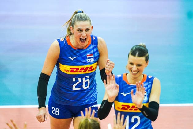 2026-05-22 Netherlands v Ukraine - Four Nations Cup APELDOORN, NETHERLANDS - MAY 22: Elles Dambrink of The Netherlands, Britt Bongaerts of The Netherlands during the Four Nations Cup match between Netherlands and Ukraine at Omnisport on May 22, 2026 in Apeldoorn, Netherlands. Apeldoorn Omnisport Netherlands Content not available for redistribution in The Netherlands directly or indirectly through any third parties. Copyright: xAndrexWeeningx