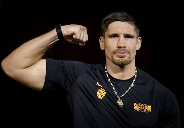 CAIRO - Boxer Rico Verhoeven during a weigh-in at the Grand Egyptian Museum ahead of the title fight with undefeated world champion Oleksandr Usyk at the Pyramids of Giza. KOEN VAN WEEL ANP xVIxANPxSportx xxANPxIVx 559066223 originalFilename: 559066223.jpg
