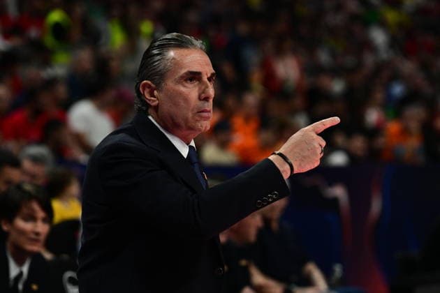 Valencia Basket v Real Madrid Euroleague Final Four Sergio Scariolo of Real Madrid during the Euroleague match, Final Four Semifinal between Valencia Basket v Real Madrid played at ATHENS Telekom Center Athens Stadium on May 22nd 2026 in Athens Greece Athens Greece Basketball Copyright: xAgenciaxLOFx