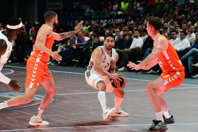 Valencia Basket v Real Madrid Euroleague Final Four Facundo Campazzo of Real Madrid in action during the Euroleague match, Final Four Semifinal between Valencia Basket v Real Madrid played at ATHENS Telekom Center Athens Stadium on May 22nd 2026 in Athens Greece Athens Greece Basketball Copyright: xAgenciaxLOFx
