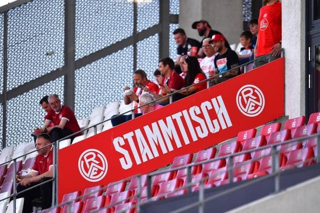 Rot-Weiss Essen - Greuther Fürth ** NUR FÜR REDAKTIONELLE ZWECKE ** EDITORIAL USE ONLY **<p>Fußball Relegation zur 2. Bundesliga Hinspiel: Rot-Weiss Essen - Reuther Fürth am 22.05.2026 im Stadion an der Hafenstrasse in Essen Fans vor dem Spiel Deutschland Nordrhein-Westfalen Essen Copyright: ThorstenxTillmann