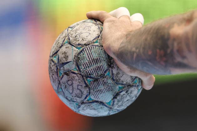 2026.05.22, xkwix, Handball, HBL, ThSV Eisenach - TBV Lemgo Lippe, Werner-Aßmann-Halle, 32.Spieltag, Saison 2025 2026: Handball in der Hand eines Spielers Photo: xKamilxWilkowskixPressefotoKochx Thüringen Deutschland