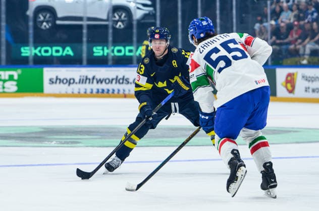 260522 Lucas Raymond of Sweden during the 2026 IIHF Ice hockey, Eishockey World Championship, WM, Weltmeisterschaft match between Sweden and Italy on May 22, 2026 in Fribourg. Photo: Jesper Zerman BILDBYRAN kod JZ JZ0726 ishockey ice hockey ishockey-vm 2026 vm 2026 iihf world championship sverige sweden italien italy bbeng Copyright: JESPERxZERMAN BB260522JZ097