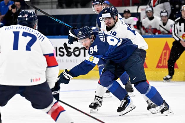 LKS 20260522 Konsta Helenius (C) of Finland waits for a pass during the 2026 IIHF Ice hockey, Eishockey World Championships preliminary round group A match between Finland and Great Britain in Zurich on May 22th, 2026. - RONI REKOMAA Zürich Switzerland Cr_hPEpMZ1Y  Copyright: xRonixRekomaax Cr_hPEpMZ1Y