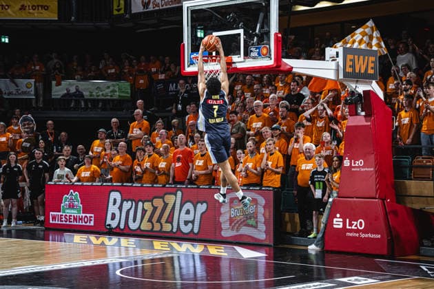 1. Basketball Bundesliga, easyCredit BBL, Saison 2025 2026, Herren, Playoffs, Viertelfinale, Spiel 3, 22.05.2026, RASTA Vechta - ALBA Berlin Jack Kayil ( 7 - ALBA BERLIN) beim Dunk Vechta RASTA Dome Niedersachsen Deutschland