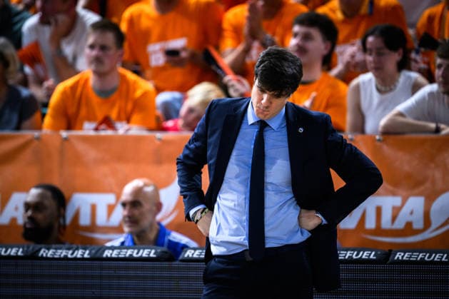 22.05.2026, Rasta Dome, Vechta Basketball, easyCredit Bundesliga, Playoffs Viertelfinale, Rasta Vechta vs. ALBA Berlin Pedro Calles (Trainer Headcoach Berlin) enttäuscht enttaeuscht traurig