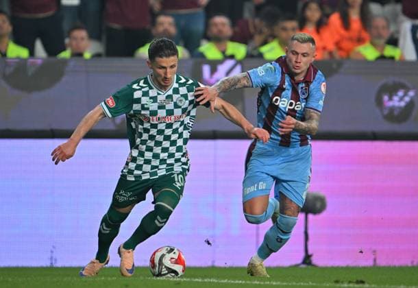 Trabzonspor v TUMOSAN Konyaspor - Turkish Cup Final ANTALYA, TURKIYE - MAY 22: Enis Bardhi (10) of TUMOSAN Konyaspor in action during Turkish Cup final between Trabzonspor and TUMOSAN Konyaspor at Corendon Airlines Park Antalya Stadium in Antalya, Turkiye on May 22, 2026. Hakan Nural Anadolu Antalya Turkey. Editorial use only. Please get in touch for any other usage.  Copyright: x2026xAnadoluxHakanxNuralx