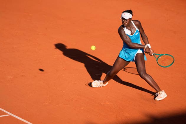 2026 WTA, Tennis Damen Strasbourg 500 - Semi Finals (Day 6) Mboko (CAN) V Cristain (ROU) (3rd Set) Victoria Mboko in action during the semifinal at the 2026 WTA Internationaux de Strasbourg Women s tennis tournament at the Tennis Club de Strasbourg in Strasbourg, France, on May 22, 2026. Strasbourg France  Copyright: xOwenxHammondx originalFilename:hammond-2026wtai260522_npFKD.jpg