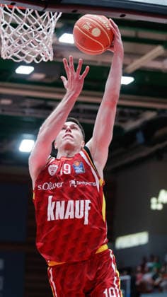 Im Bild: Christian Skladanowski (Wuerzburg Baskets, 19) mit dem Korbleger 22.05.2026, Basketball, Fitness First Wuerzburg Baskets vs. Telekom Baskets Bonn, easyCredit BBL Playoffs, 3. Viertelfinale, Deutschland, 97072, tectake-Arena Wuerzburg, Copyright: HMBxMedia xJulienxBecker