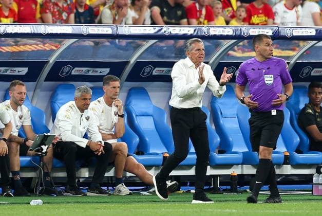FINALE CDF - RC LENS - NICE PHOTOPQR VOIX DU NORD matthieu botte ; 22 05 2026 ; SAINT DENIS 20260522. - football - finale de couped eFrance entre le RCL ( Lens ) et l OGC Nice au stade de France. Claude Puel . Photo matthieu botte French Cup final football match between RC Lens and OGC Nice at the Stade de France stadium, in Paris, on May 22, 2026. France  Copyright: xPHOTOPQR VOIXxDUxNORD MAXPPPxmatthieuxbottex 20260522VDN3220 20260522VDN3220