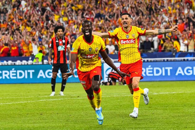 FOOTBALL : RC Lens vs OGC Nice - Coupe de France - Finale - 22 05 2026 Joie des joueurs du RC Lens aprÃ s le but de Abdallah Sima (RC Lens) Saint DenisFrance  Copyright: xBaptistexAutissierx