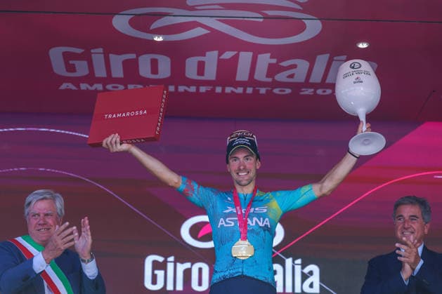 109th Giro d Italia 2026 - Stage 13 a 189km stage from Alessandria to Verbania - 22 05 2026 Alberto Bettiol of Italy (XDS Astana Team) celebrates at podium as stage winner during the 109th Giro d Italia 2026, Stage 13 a 189km stage from Alessandria to Verbania UCIWT on May 22, 2026 in Verbania, Italy Copyright: xBEAUTIFULxSPORTS Carabellix