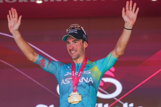 109th Giro d Italia 2026 - Stage 13 a 189km stage from Alessandria to Verbania - 22 05 2026 Alberto Bettiol of Italy (XDS Astana Team) celebrates at podium as stage winner during the 109th Giro d Italia 2026, Stage 13 a 189km stage from Alessandria to Verbania UCIWT on May 22, 2026 in Verbania, Italy Copyright: xBEAUTIFULxSPORTS Carabellix