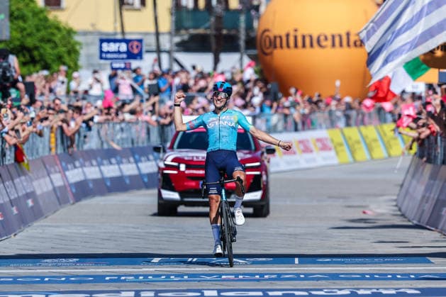 CYCLING - Giro d Italia - Stage 13 - Alessandria - Verbania Photo by IPA ABACAPRESS.COM84981779 - Alberto Bettiol of Italy (XDS Astana Team) celebrates at finish line as stage winner during the 109th Giro d Italia 2026, Stage 13 a 189km stage from Alessandria to Verbania UCIWT on May 22, 2026 in Verbania, Italy Verbania Italy  Copyright: xIPAxSport ABACAx