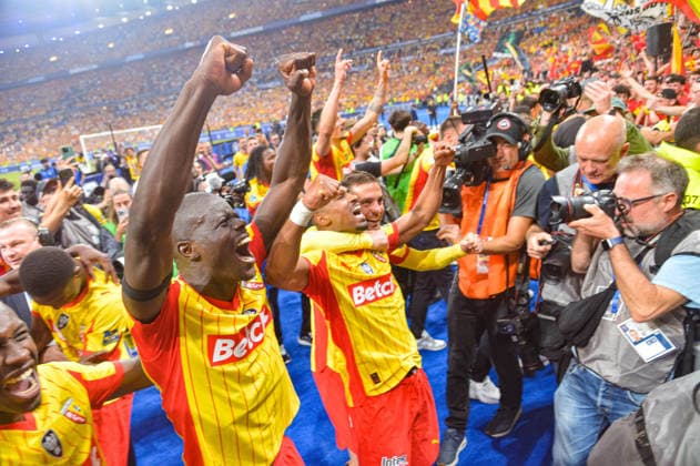 FOOTBALL : RC Lens vs OGC Nice - Coupe de France - Finale - 22 05 2026 Joie des joueurs du RC Lens apres le coup de sifflet final Saint DenisFrance  Copyright: xBaptistexAutissierx