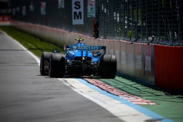 IPA84984047 - (55) Carlos Sainz - Atlassian Williams F1 Team during the Free Practice of Formula 1 AWS Canadian Grand Prix 2026 at Circuit Gilles Villeneuve in Montreal, Canada. Round 7 of the 2026 FIA Formula One World Championship, WM, Weltmeisterschaft held May 22-24, 2026. The Circuit Gilles Villeneuve on Ile Notre-Dame in Montreal, named after the legendary Ferrari driver, hosts the Sprint format for the seventh round. This event weekend features the F1 Sprint format, with a Sprint Shootout and Sprint Race in addition to the standard qualifying session and Grand Prix. during Formula 1 AWS Canadian Grand Prix 2026 - Round 7 - Circuit Gilles Villeneuve, Formula 1 Championship in , , May 22 2026  Copyright: xStefanoxFacchin xAlessioxDexMarcox xAvens-images.com AvensImages IPAxSportx xx 84984047