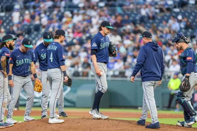 MLB, Baseball Herren, USA 2026: Mariners Vs Royals May 22 MAY 22, 2026: Seattle Mariners starting pitcher Logan Gilbert (36) exits the game in the 6th inning against the Kansas City Royals at Kauffman Stadium in Kansas City, MO. Roman Puno CSM (Credit Image: Â Roman Puno Cal Media) Kansas City Missouri United States EDITORIAL USE ONLY Copyright: xx ZUMA-20260522_zma_c04_055.jpg RomanxPunox csmphotothree491401
