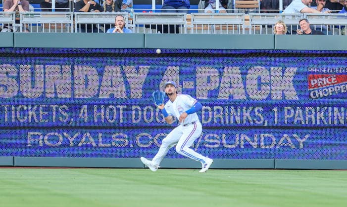 MAY 22, 2026: Kansas City Royals outfielder Jac Caglianone (14) catches a fly ball in the 4th inning against the Seattle Mariners at Kauffman Stadium in Kansas City, MO. CSM MLB, Baseball Herren, USA 2026: Mariners Vs Royals May 22  - ZUMAc04_ 20260522_zma_c04_051 Copyright: xRomanxPunox
