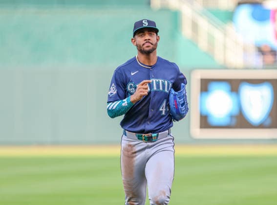 MAY 22, 2026: Seattle Mariners center fielder Julio RodroÂ­guez (44) comes off the field after the 2nd inning against the Kansas City Royals at Kauffman Stadium in Kansas City, MO. CSM MLB, Baseball Herren, USA 2026: Mariners Vs Royals May 22  - ZUMAc04_ 20260522_zma_c04_064 Copyright: xRomanxPunox