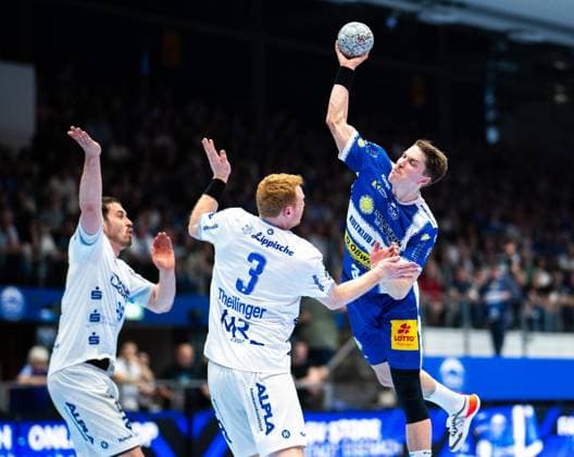 DAIKIN HBL HANDBALL HERREN 1. BL 32. SPIELTAG THSV EISENACH - TBV LEMGO LIPPE ** NUR FÜR REDAKTIONELLE ZWECKE ** EDITORIAL USE ONLY **<p>22 05 2026-Eisenach: DAIKIN HBL Handball 1. Bundesliga Herren Saison 2025 - 2026 32. Spieltag Werner Assmann Halle ThSV Eisenach - TBV Lemgo Lippe im Foto: Oskar Joelsson 3 (ThSV Eisenach) im Zweikampf mit Nicolai Theilinger 3 (TBV Lemgo Lippe) ( Deutschland Thüringen Eisenach Copyright: SaschaxFromm