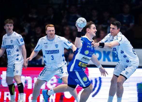 DAIKIN HBL HANDBALL HERREN 1. BL 32. SPIELTAG THSV EISENACH - TBV LEMGO LIPPE ** NUR FÜR REDAKTIONELLE ZWECKE ** EDITORIAL USE ONLY **<p>22 05 2026-Eisenach: DAIKIN HBL Handball 1. Bundesliga Herren Saison 2025 - 2026 32. Spieltag Werner Assmann Halle ThSV Eisenach - TBV Lemgo Lippe im Foto: Felix Aellen 22 (ThSV Eisenach) im Zweikampf mit Frederik Simak 8 (TBV Lemgo Lippe) ( Deutschland Thüringen Eisenach Copyright: SaschaxFromm