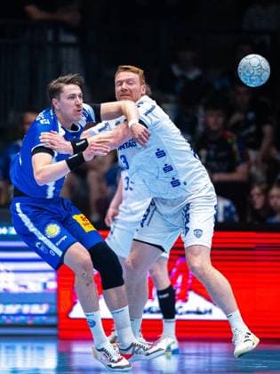 DAIKIN HBL HANDBALL HERREN 1. BL 32. SPIELTAG THSV EISENACH - TBV LEMGO LIPPE ** NUR FÜR REDAKTIONELLE ZWECKE ** EDITORIAL USE ONLY **<p>22 05 2026-Eisenach: DAIKIN HBL Handball 1. Bundesliga Herren Saison 2025 - 2026 32. Spieltag Werner Assmann Halle ThSV Eisenach - TBV Lemgo Lippe im Foto: Oskar Joelsson 3 (ThSV Eisenach) im Zweikampf mit Nicolai Theilinger 3 (TBV Lemgo Lippe) ( Deutschland Thüringen Eisenach Copyright: SaschaxFromm